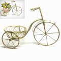 Decoração de jardim de metal Vintage Tricycle em forma de Flowerpot Stand Craft